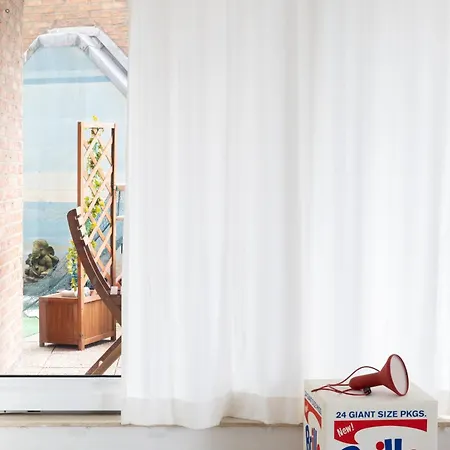 Leo & De Walvis アパート